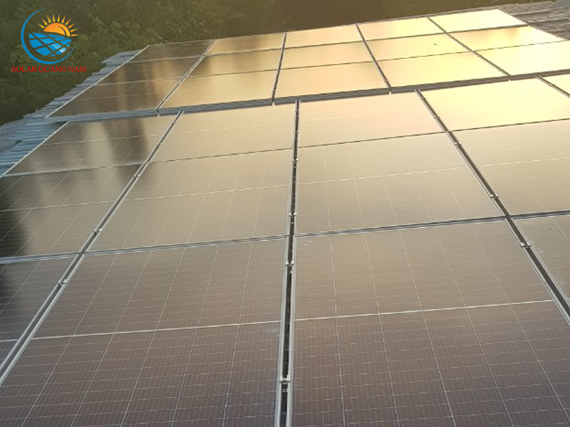 Hệ Thống Điện Mặt Trời Hòa Lưới SQN7.59kWp 1 pha